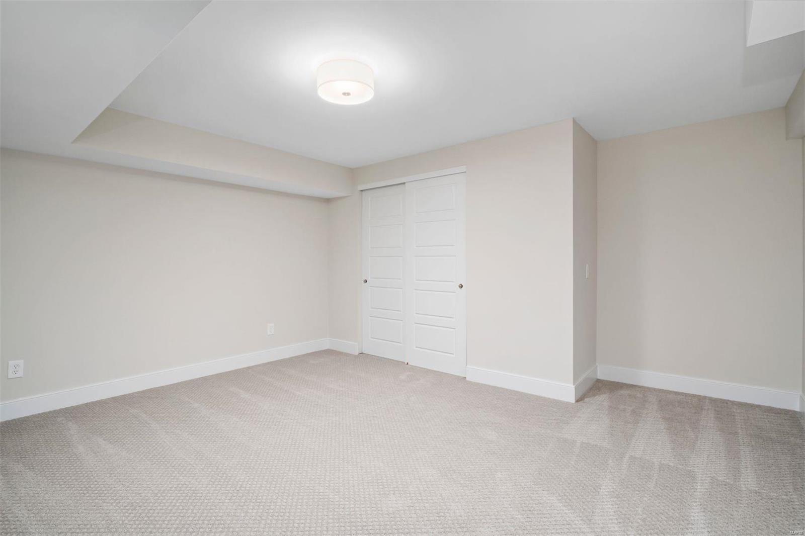 Huntington Farm 3 - Residential