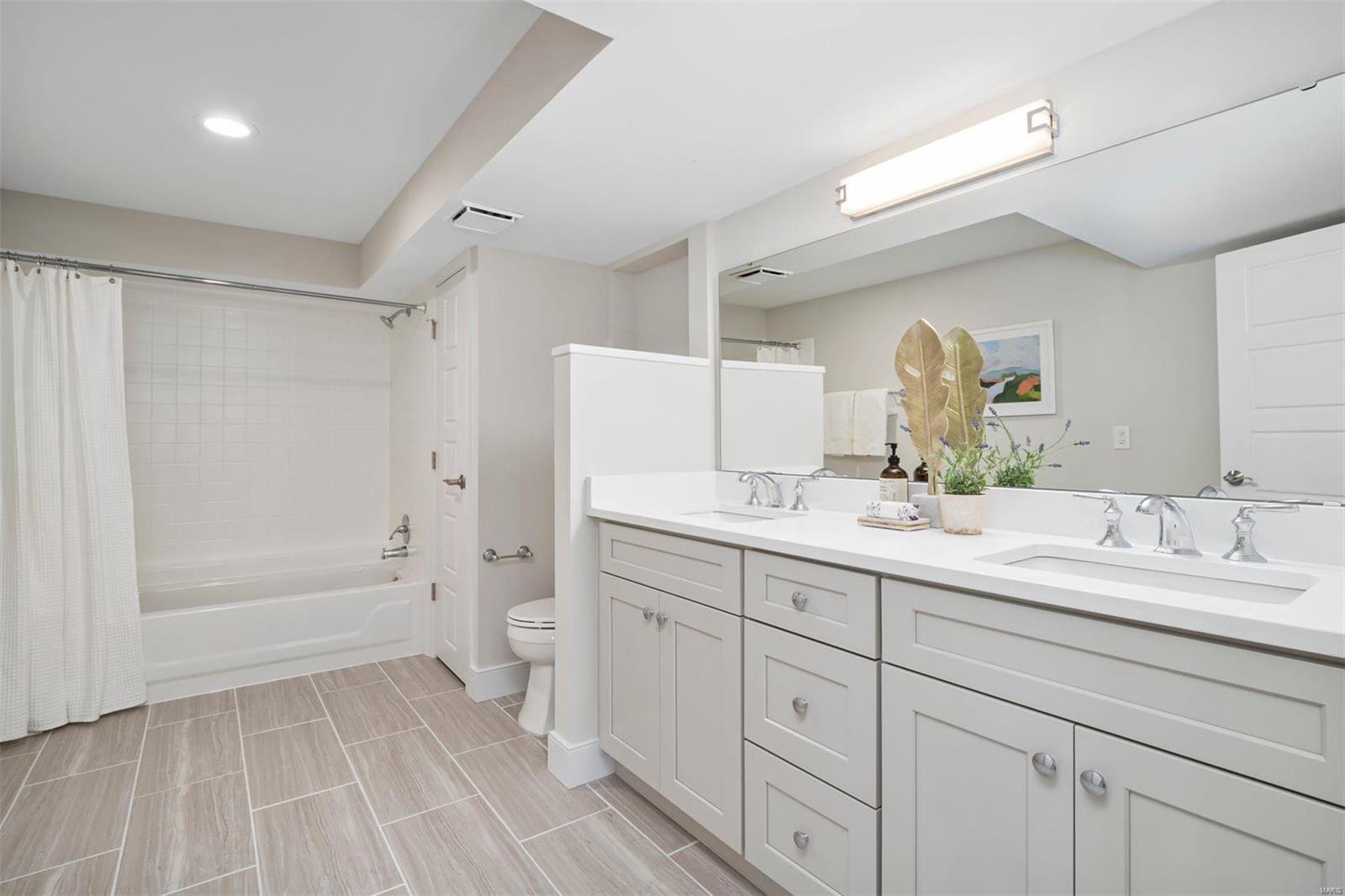 Huntington Farm 3 - Residential