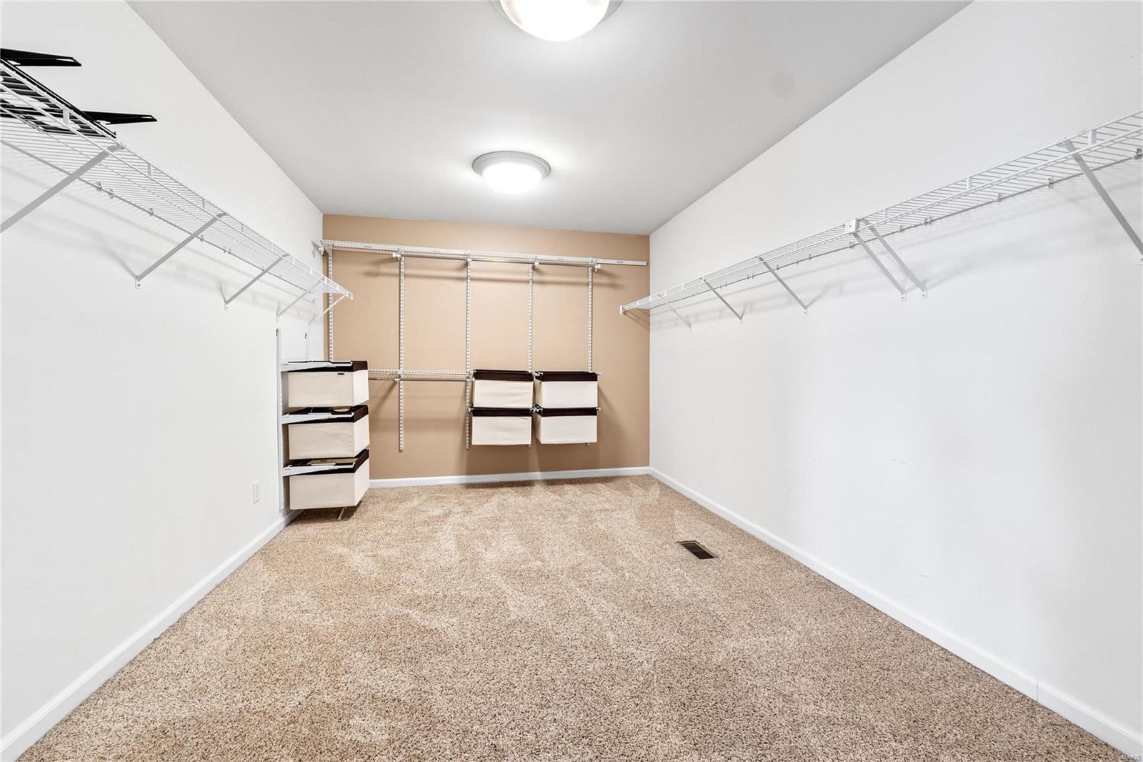 Ballwin, Missouri 63021, United States, 4 Bedrooms Bedrooms, ,4 BathroomsBathrooms,Residential,Pending,36989