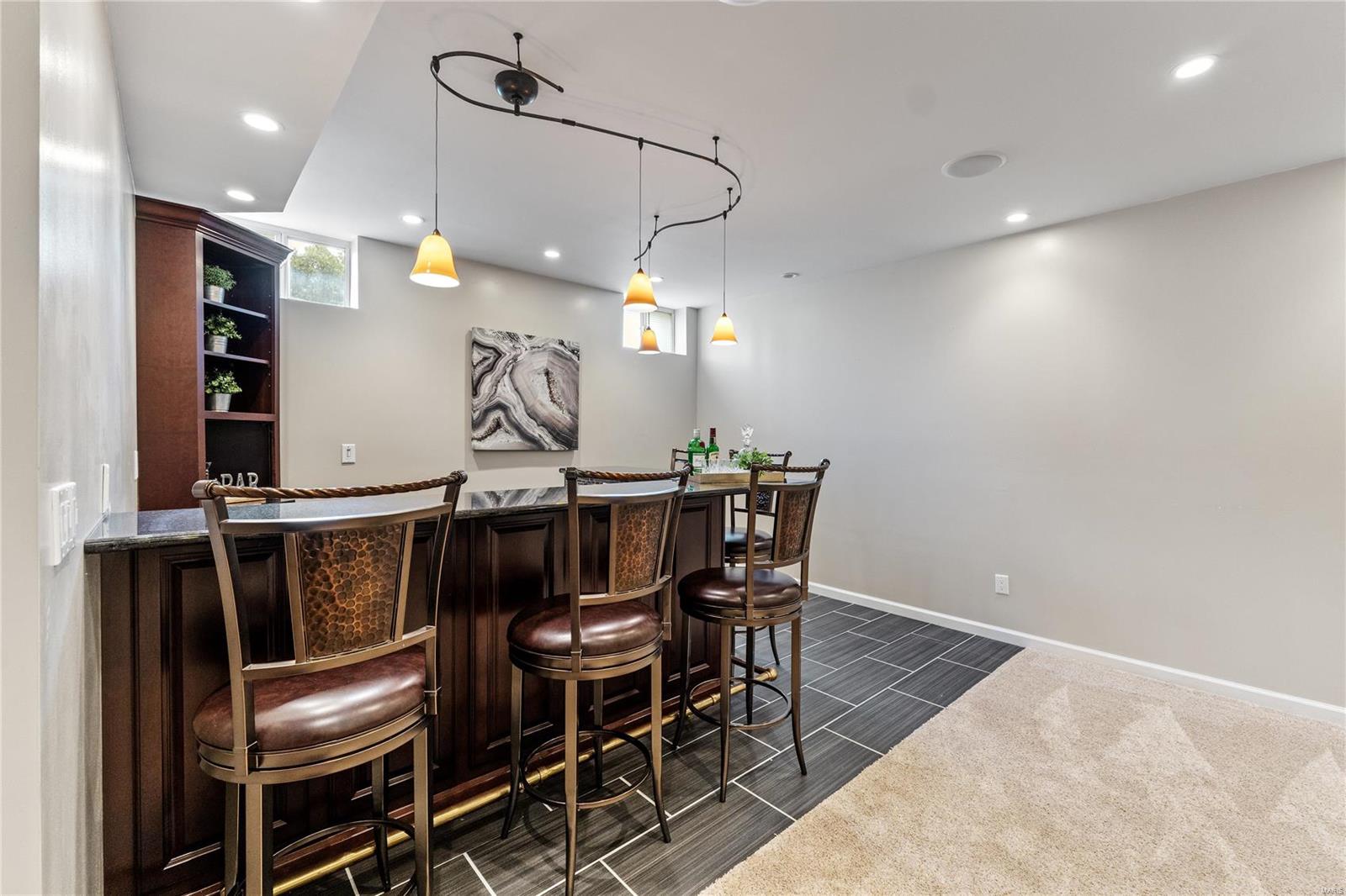 Ballwin, Missouri 63021, United States, 4 Bedrooms Bedrooms, ,4 BathroomsBathrooms,Residential,Pending,36989