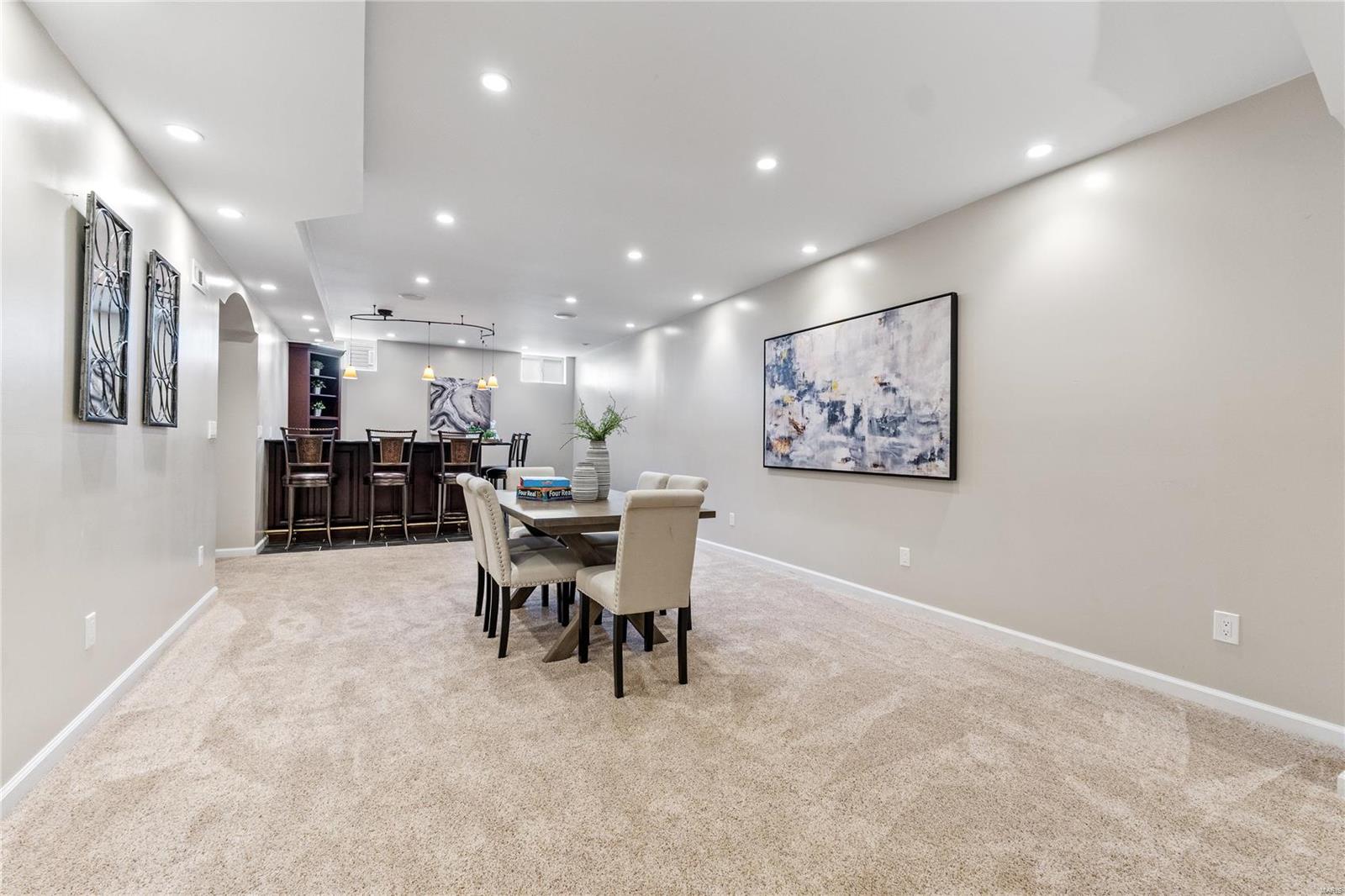 Ballwin, Missouri 63021, United States, 4 Bedrooms Bedrooms, ,4 BathroomsBathrooms,Residential,Pending,36989