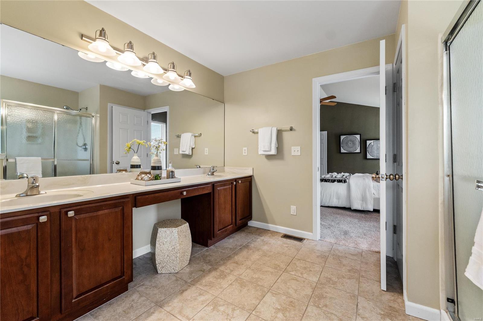 Ballwin, Missouri 63021, United States, 4 Bedrooms Bedrooms, ,4 BathroomsBathrooms,Residential,Pending,36989