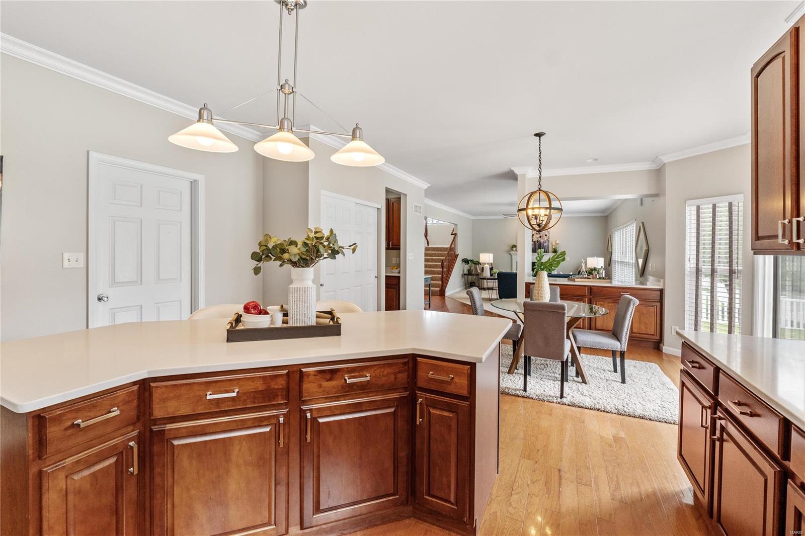 Ballwin, Missouri 63021, United States, 4 Bedrooms Bedrooms, ,4 BathroomsBathrooms,Residential,Pending,36989