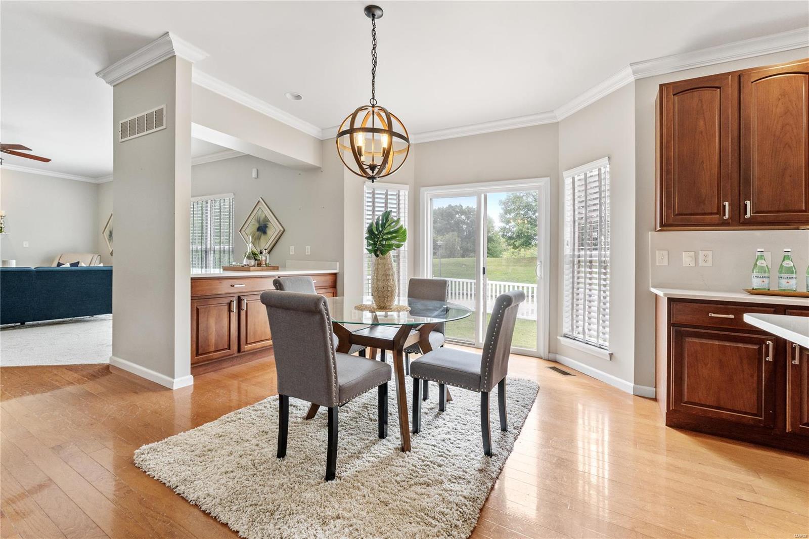 Ballwin, Missouri 63021, United States, 4 Bedrooms Bedrooms, ,4 BathroomsBathrooms,Residential,Pending,36989