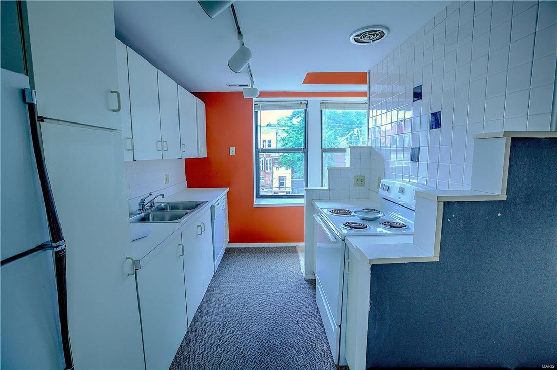 Dorris Place Add - Residential Income