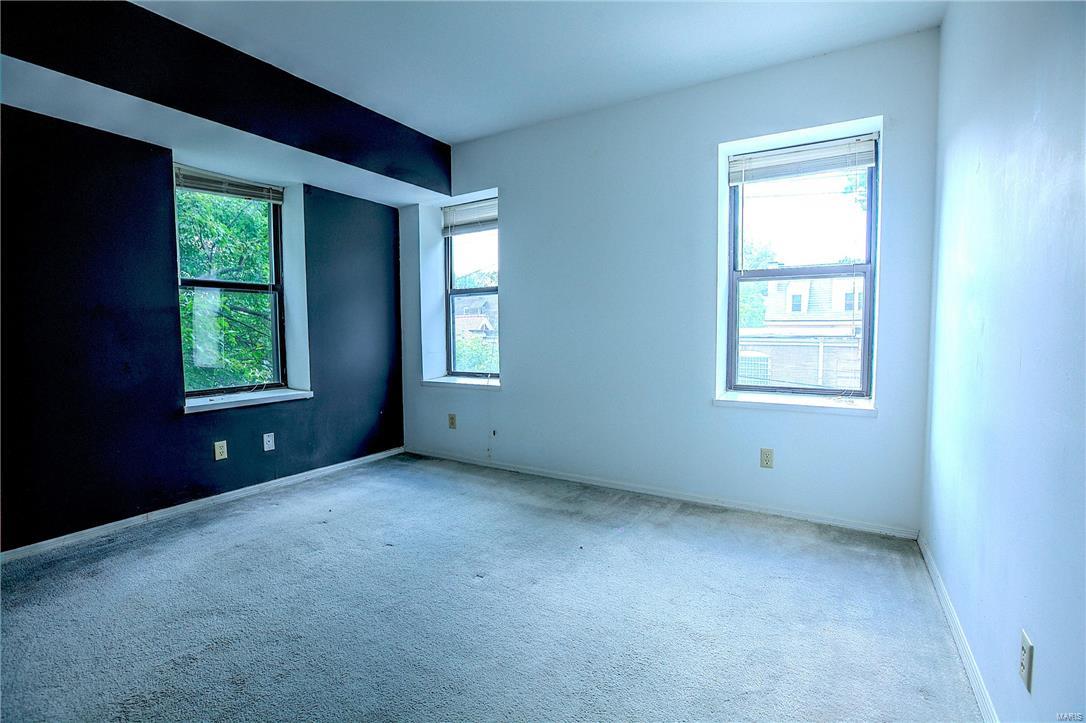 Dorris Place Add - Residential Income