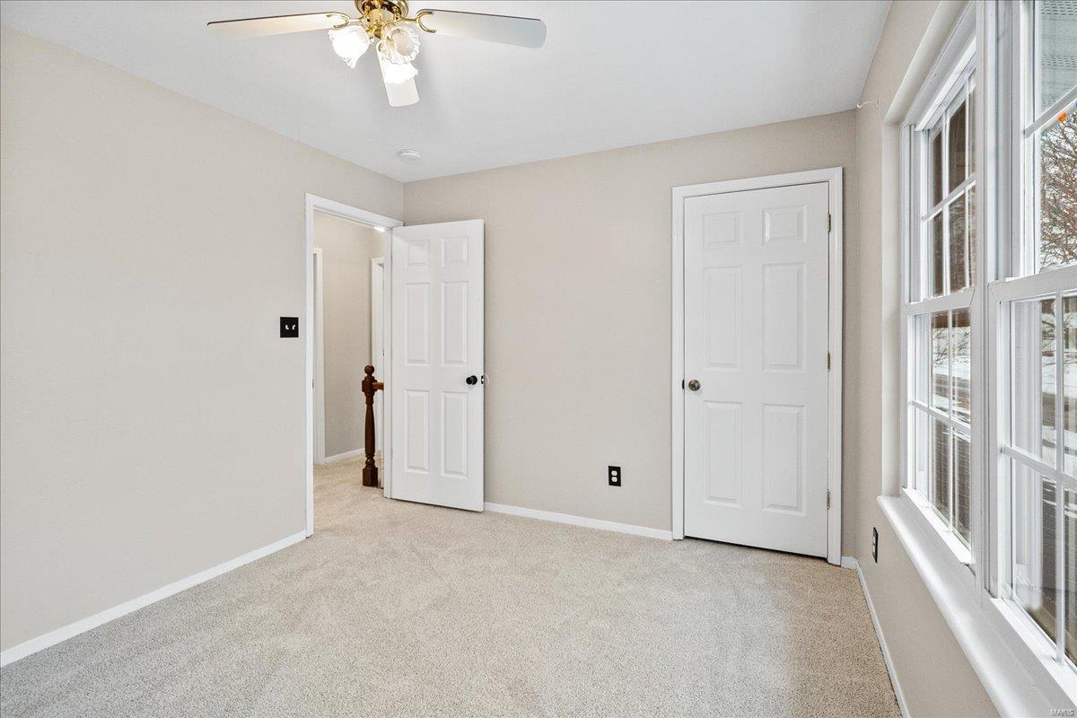 Ballwin, Missouri 63021, United States, 5 Bedrooms Bedrooms, ,3 BathroomsBathrooms,Residential,Pending,77619