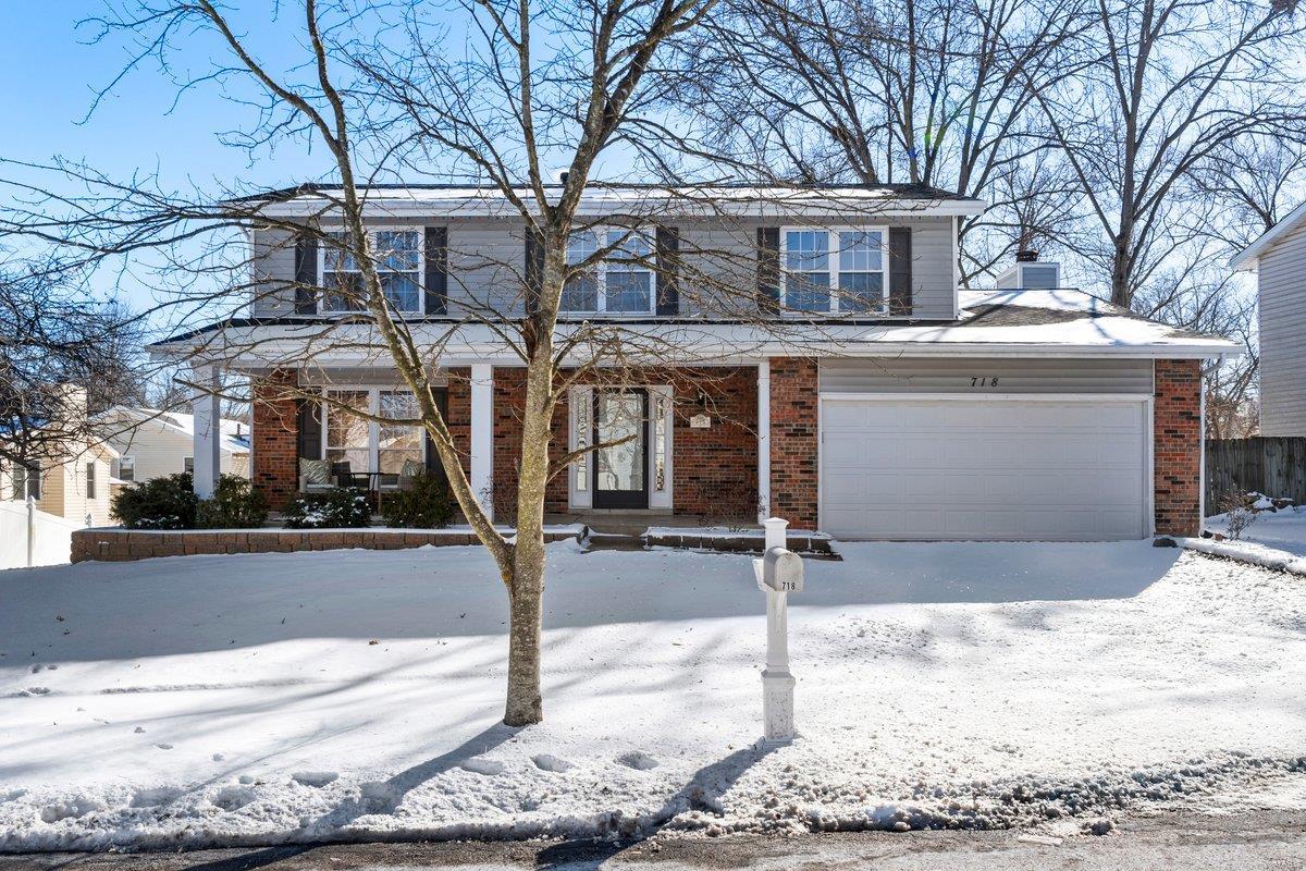 Ballwin, Missouri 63021, United States, 5 Bedrooms Bedrooms, ,3 BathroomsBathrooms,Residential,Pending,77619