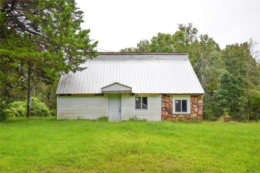 Make this little comfy home your own! The property has the beginnings of a remodel under way. Would make a great investment property or potentially a rental. Call today to schedule a private showing!