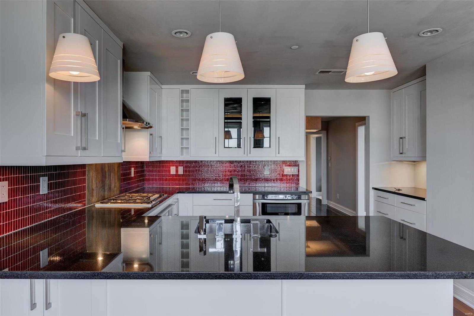 Park Plaza Residential Condo - Residential