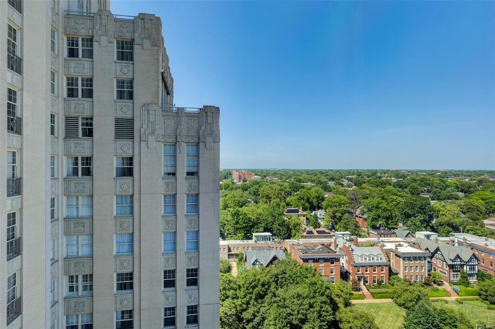 Park Plaza Residential Condo - Residential