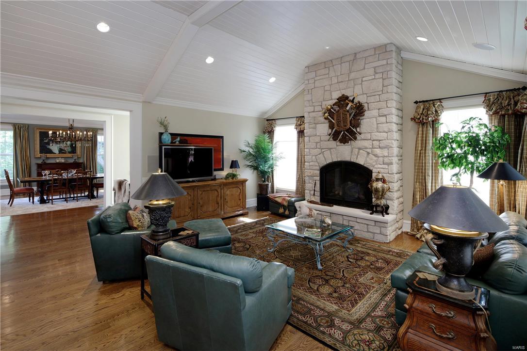 Richardson Lt Pt 5 & S V Papin Add - Residential