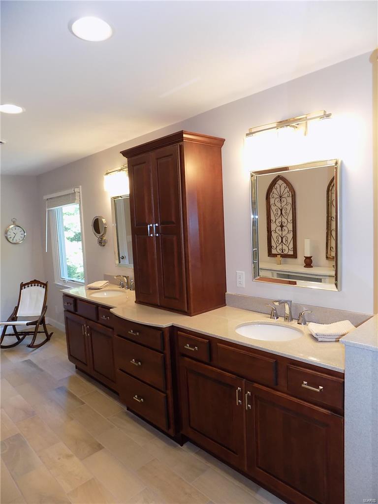 Chesterfield Lakes - Residential