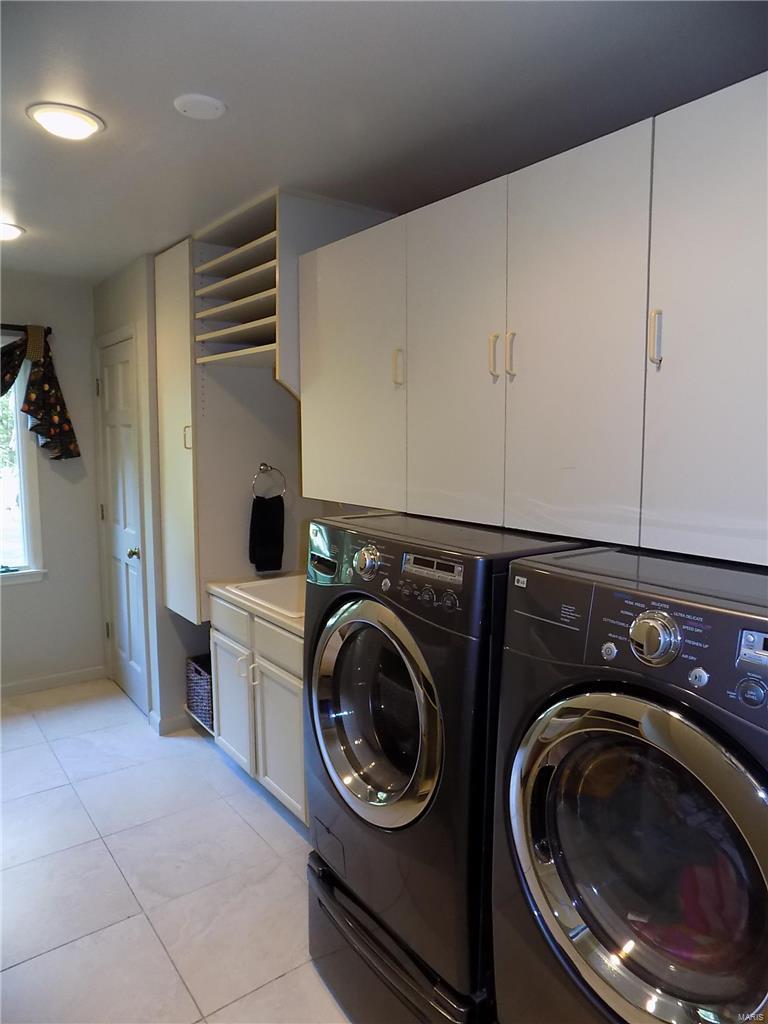 Chesterfield Lakes - Residential