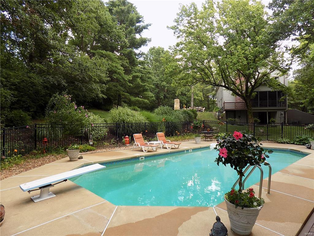 Chesterfield Lakes - Residential