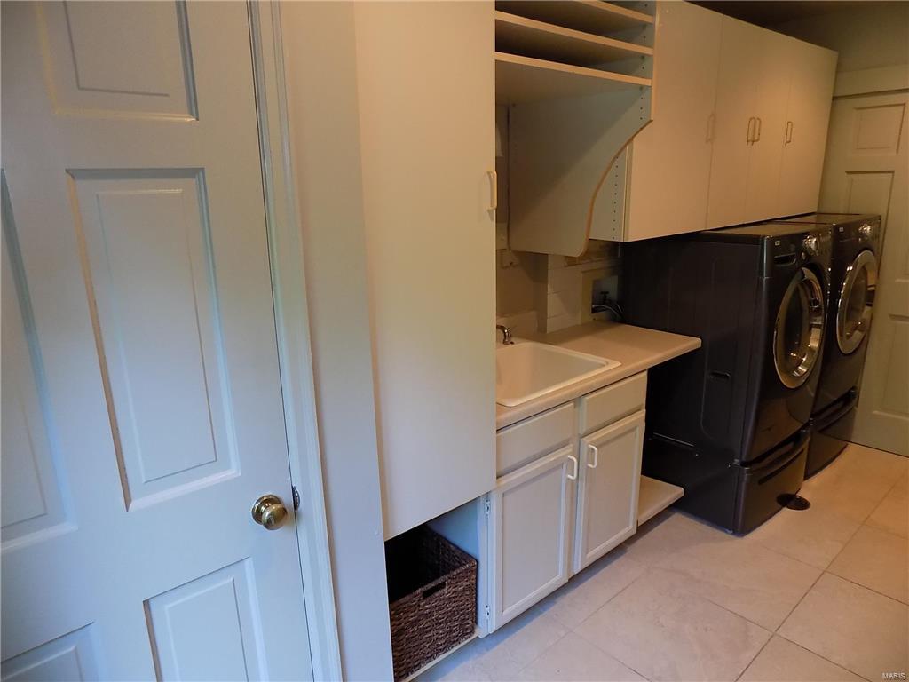 Chesterfield Lakes - Residential