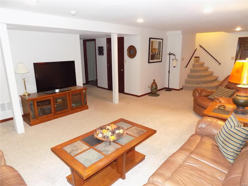 Chesterfield Lakes - Residential