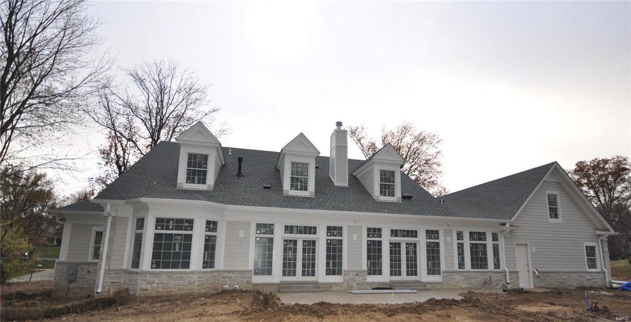 Ladue Manor - Residential