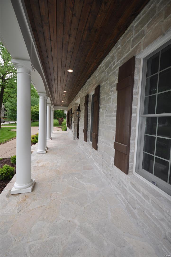 Ladue Manor - Residential