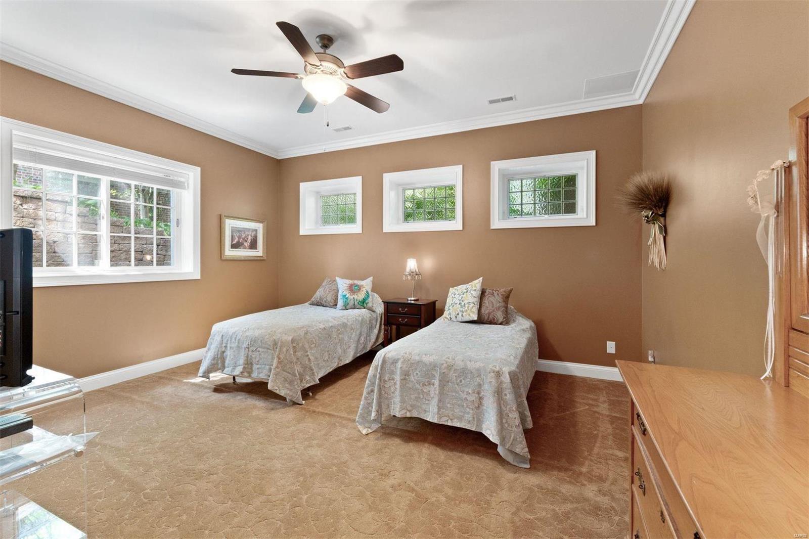 Warson Downs - Residential