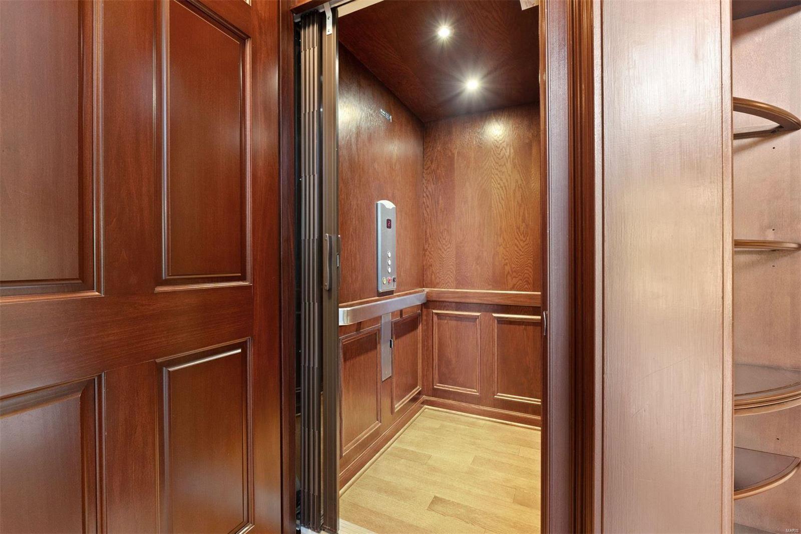 Warson Downs - Residential