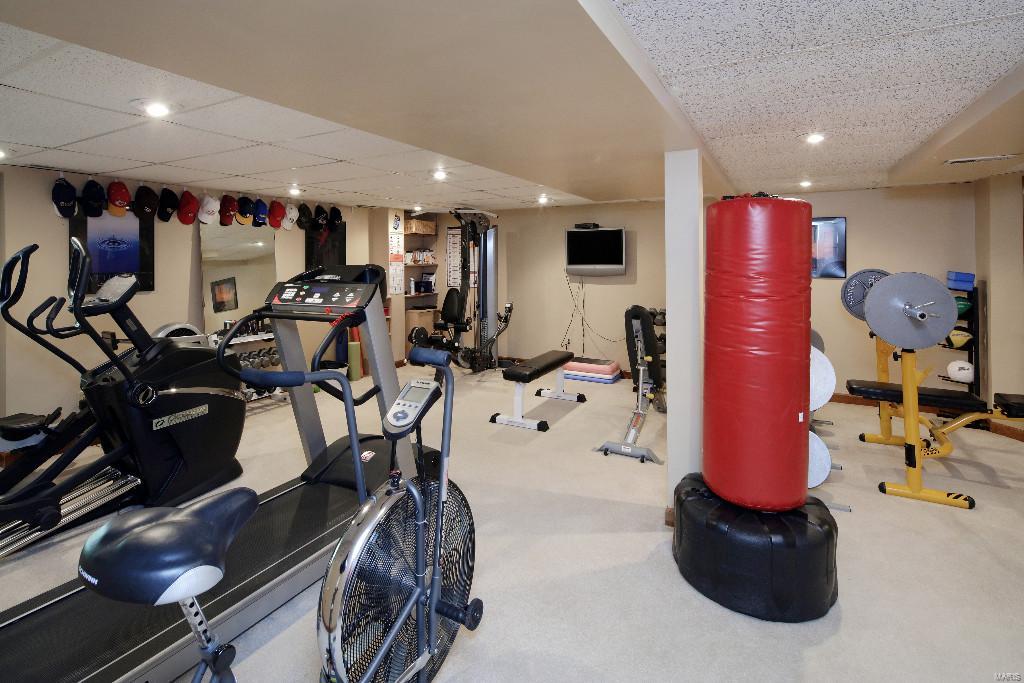 ESSEX POINT - Residential