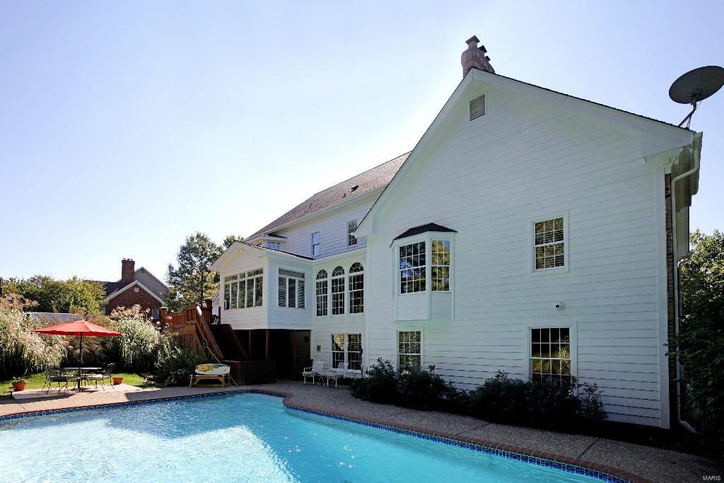 ESSEX POINT - Residential