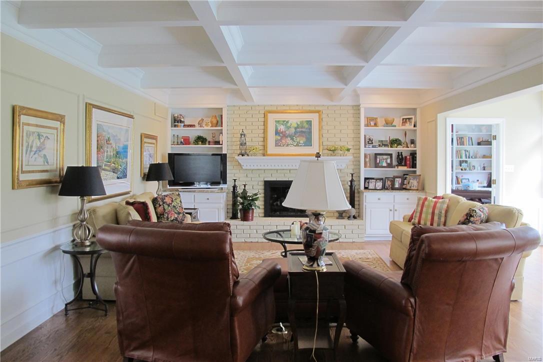 ESSEX POINT - Residential