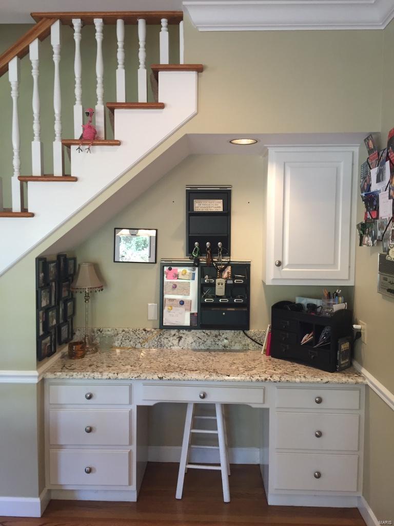 ESSEX POINT - Residential