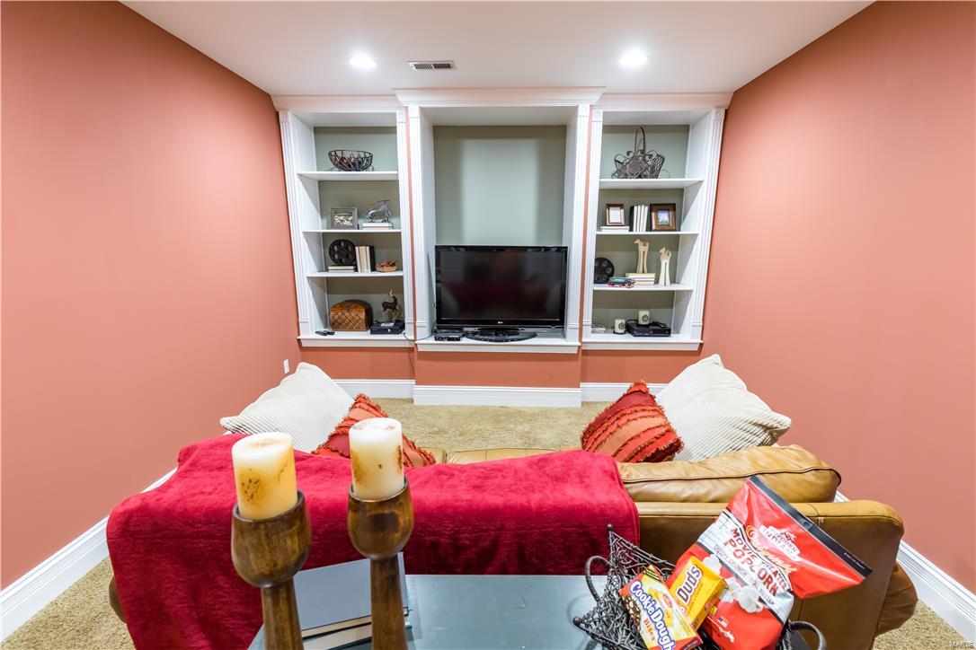 Country Lake Estates - Residential