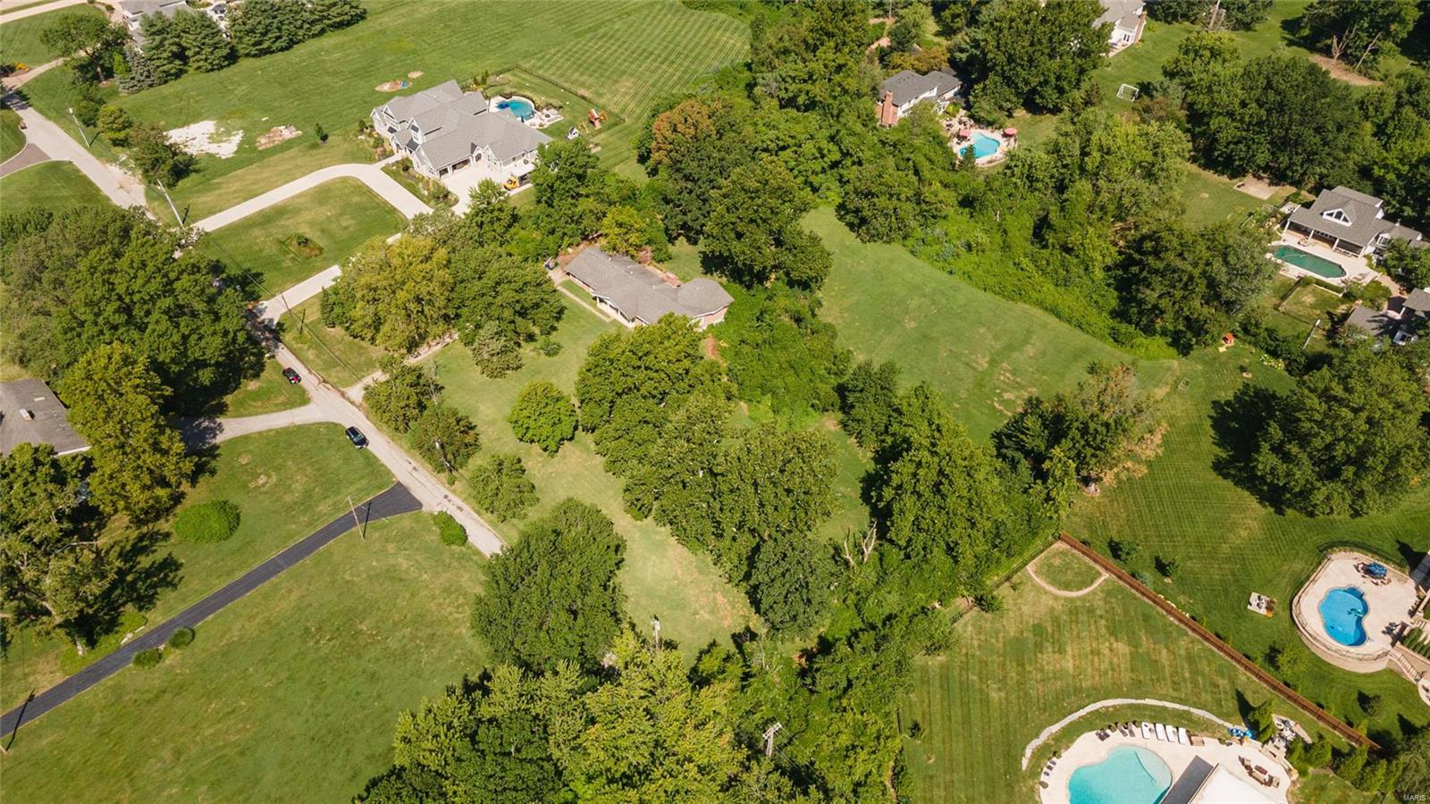 Survey 0000 Sec 27 Twn 45 Range 5 - Land