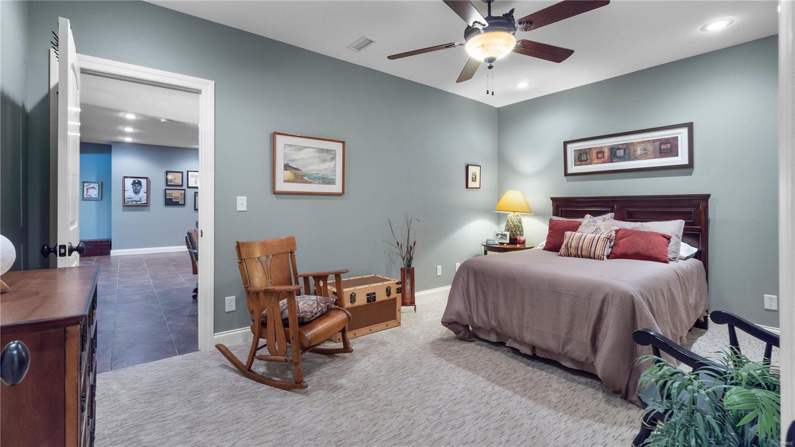 Windwood Lake Estate - Residential