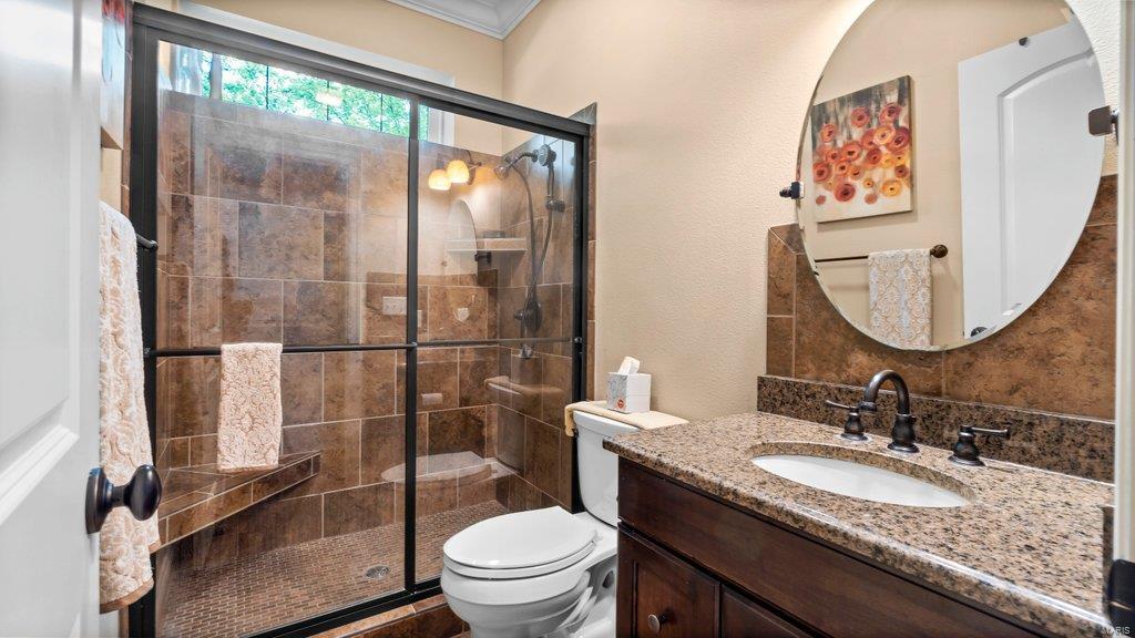 Windwood Lake Estate - Residential