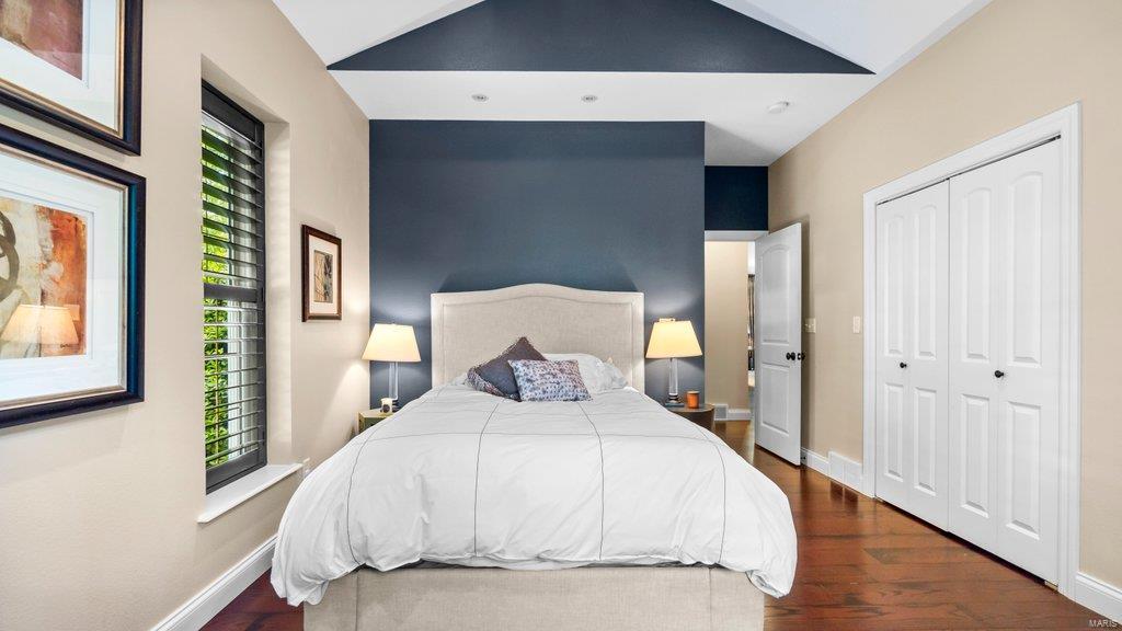 Windwood Lake Estate - Residential