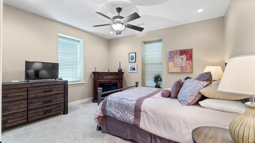 Windwood Lake Estate - Residential