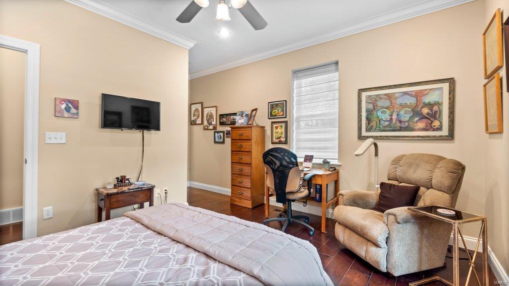 Windwood Lake Estate - Residential