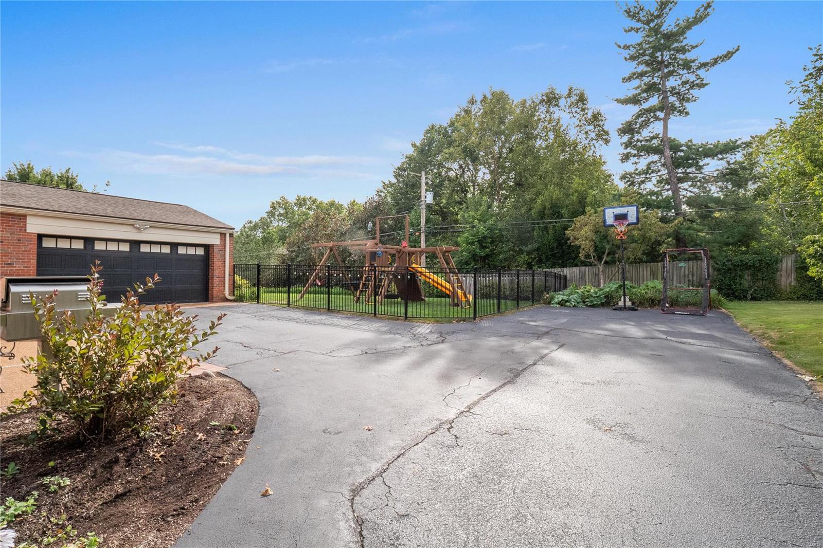 La Hacienda 1st Add - Residential