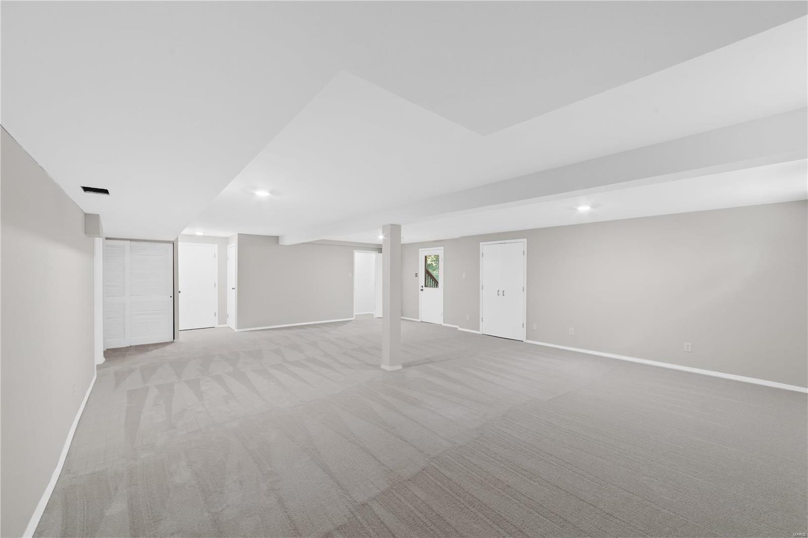 Pointe Clayton - Residential