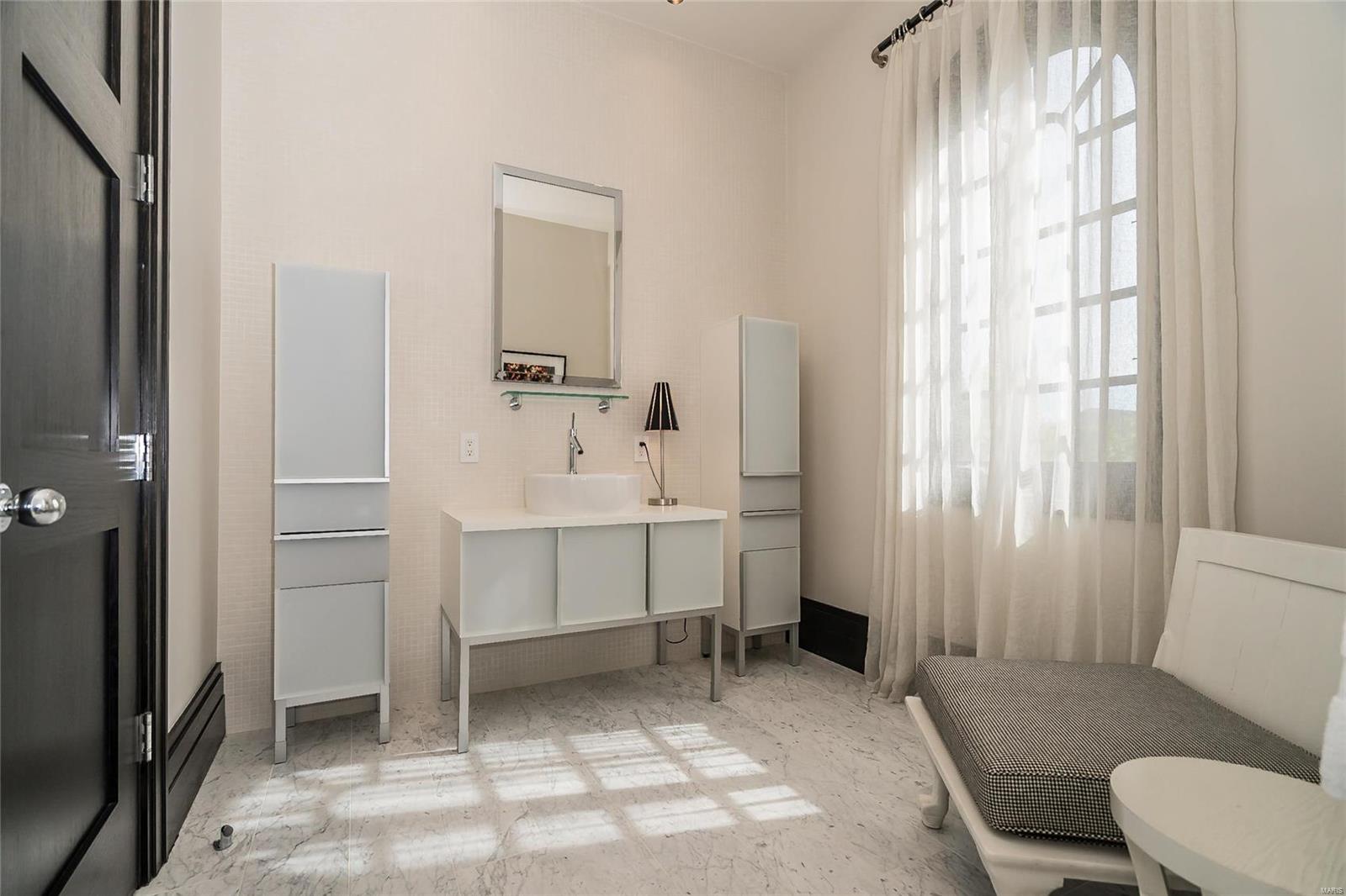 Bemiston - Residential