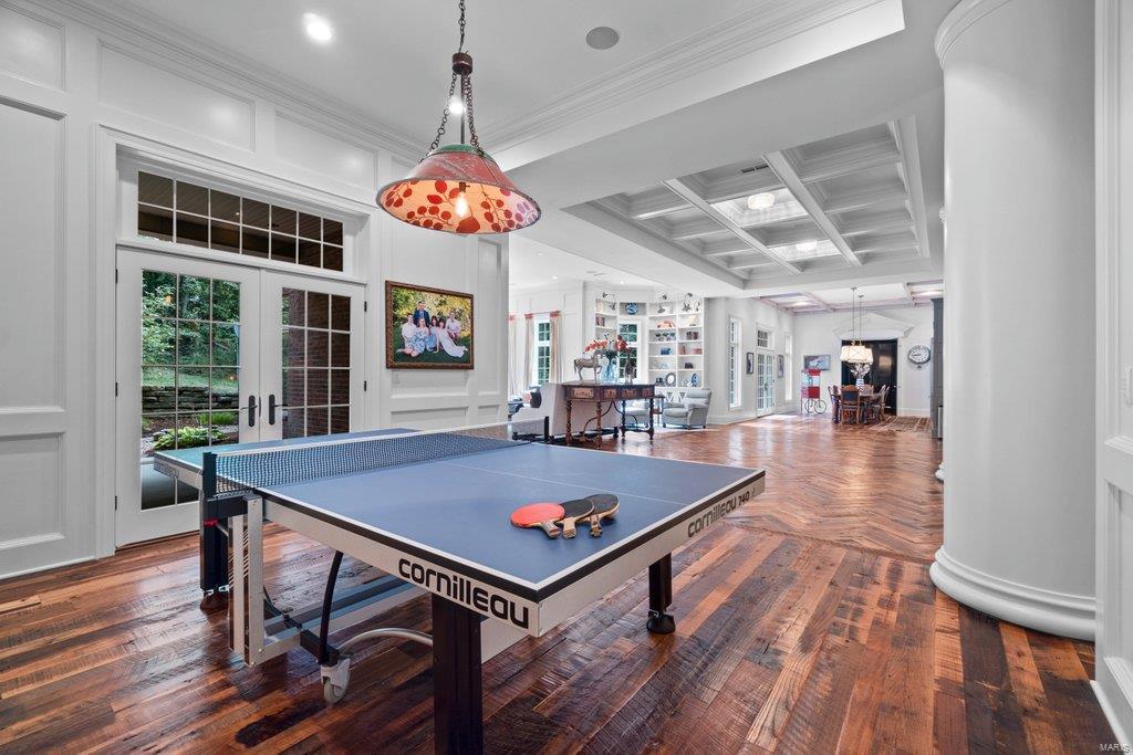 Elmwood Estates - Residential