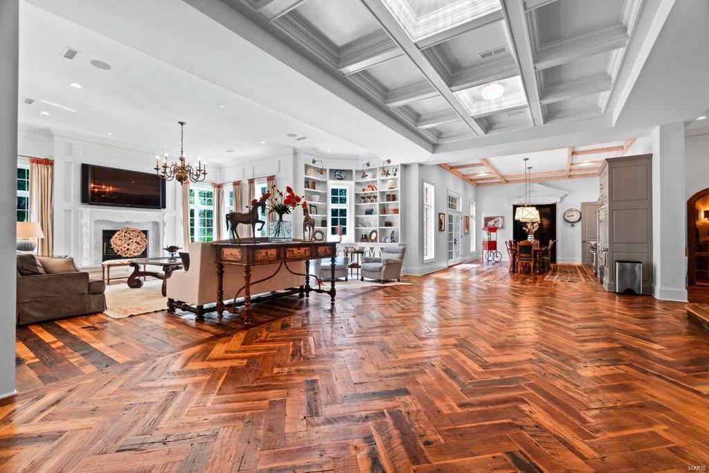 Elmwood Estates - Residential