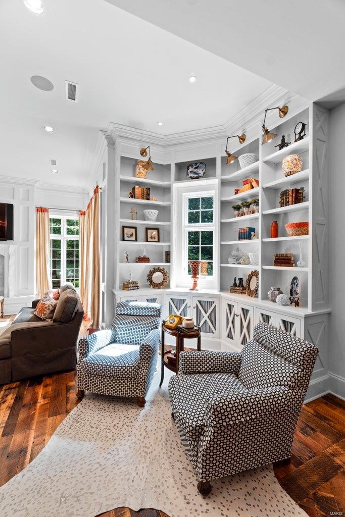 Elmwood Estates - Residential