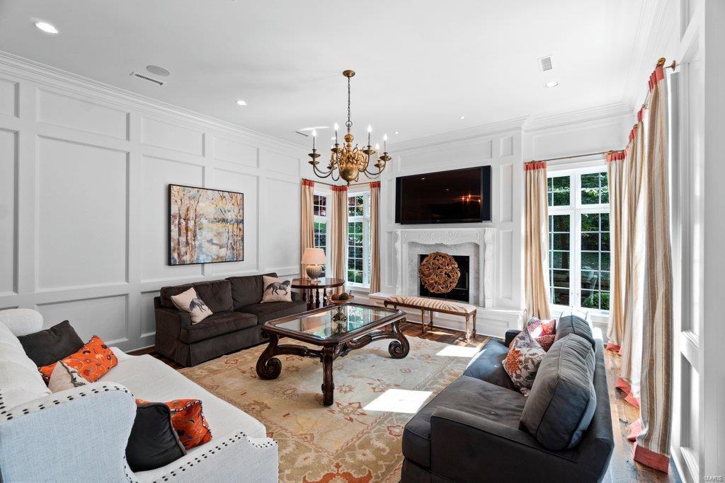 Elmwood Estates - Residential