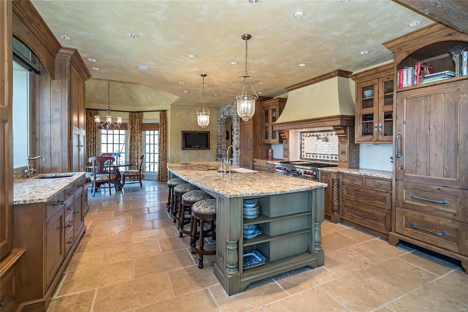 Chesterfield Lakes - Residential