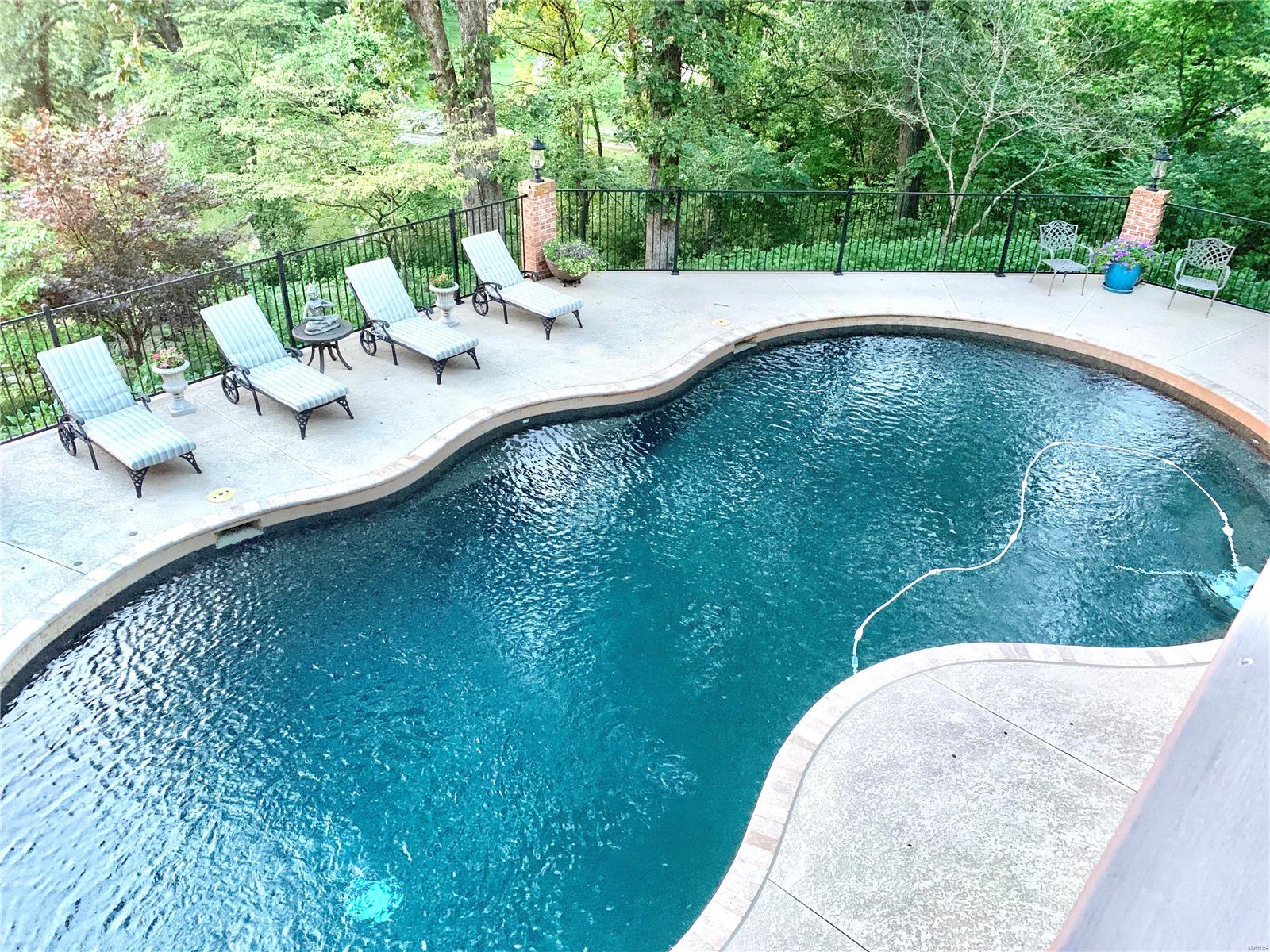 Chesterfield Lakes - Residential