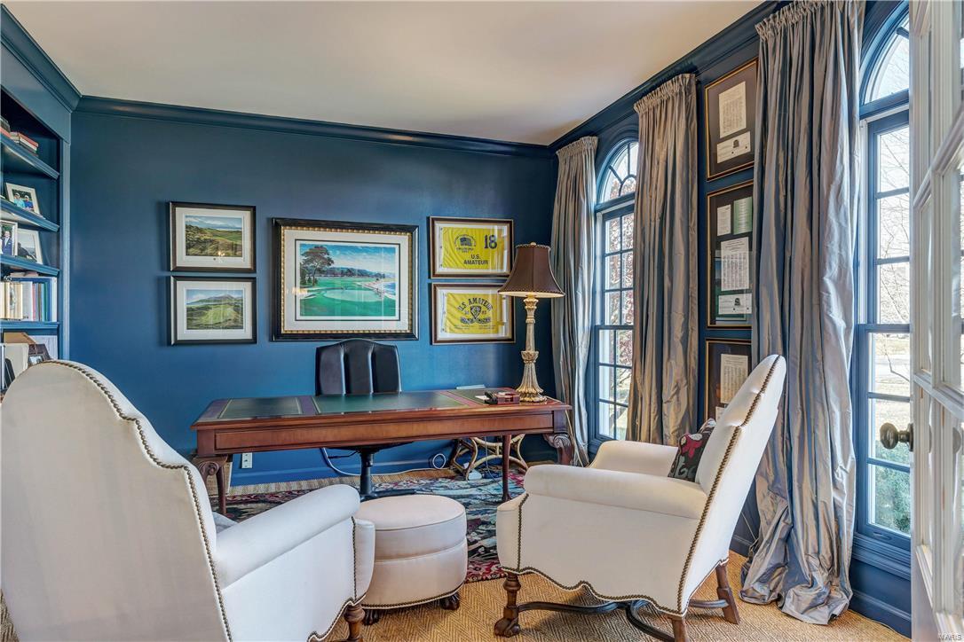 Manors Of Town & Country Bristol - Residential