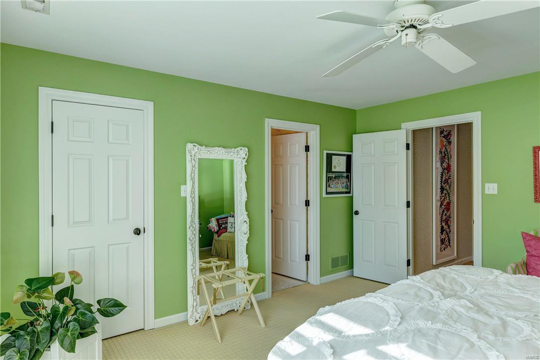 Manors Of Town & Country Bristol - Residential