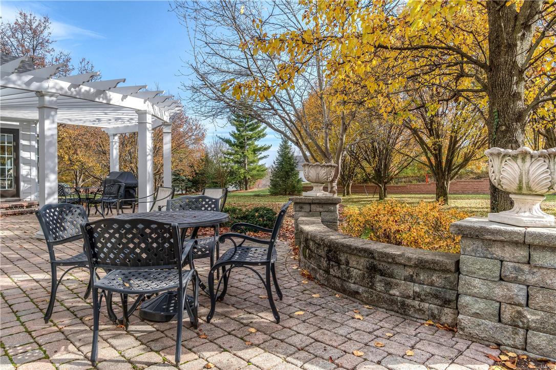 Manors Of Town & Country Bristol - Residential