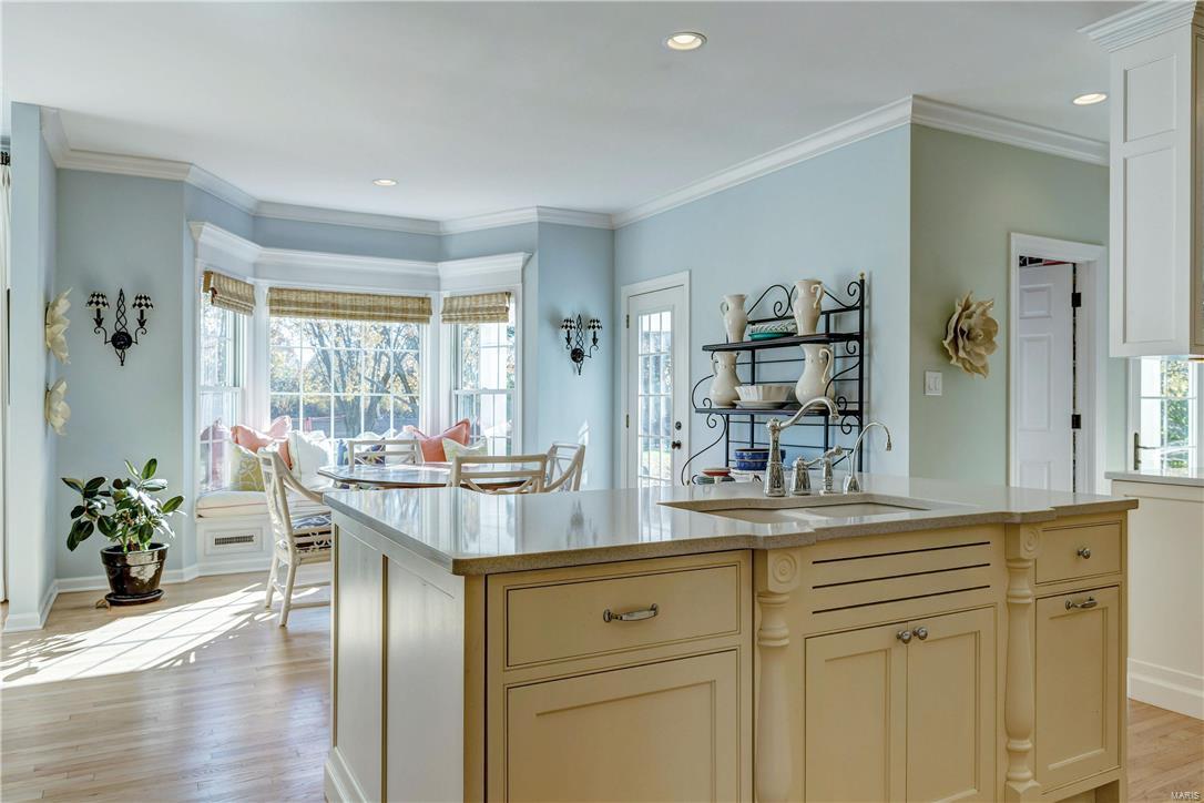 Manors Of Town & Country Bristol - Residential