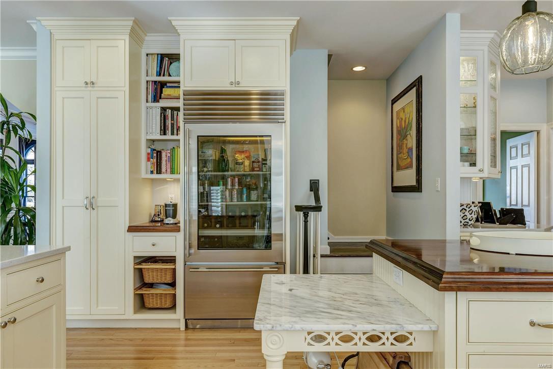 Manors Of Town & Country Bristol - Residential